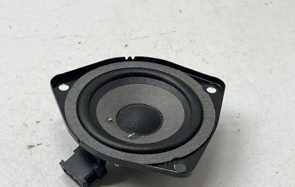 Porsche Macan (95B) Panel speaker 7PP035828D 3121080010
