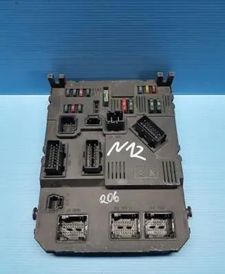 Peugeot 206 Comfort/convenience module S118085210E
