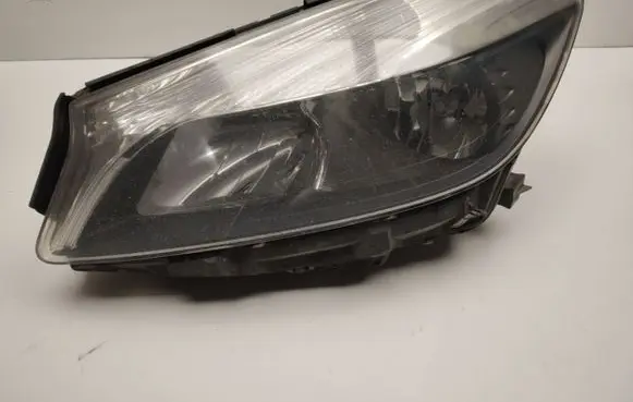 Mercedes-Benz A W176 Headlight/headlamp A1768200361