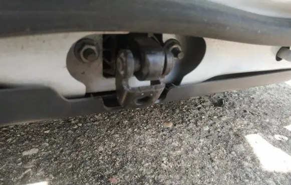 Peugeot 508 Front door check strap stopper 