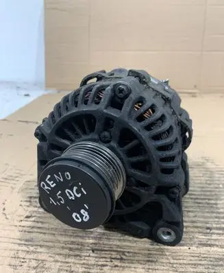 Renault Trafic II (X83) Generator/alternator 8200468131