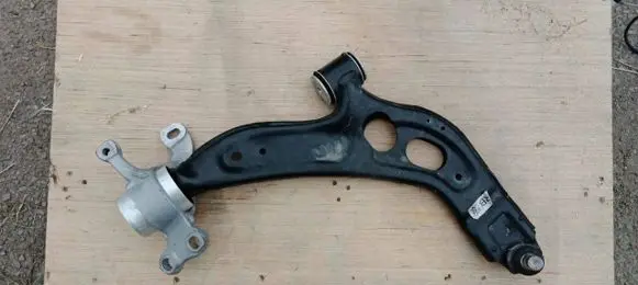 BMW 2 F44 Front lower control arm/wishbone