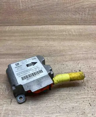 Opel Vectra B Airbag control unit/module 90569350 1923594 USED