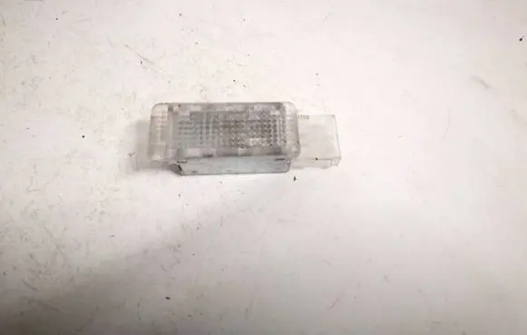 Volkswagen PASSAT B7 Other interior light 6l0947565