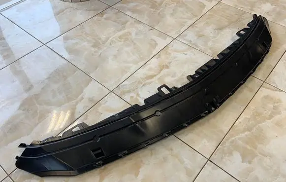 Mercedes-Benz CLA C117 X117 W117 Front bumper mounting bracket A1178850065