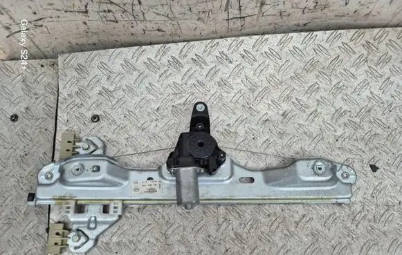 Nissan Qashqai Rear door window regulator with motor 827014EA0A C17320101 GB558LC