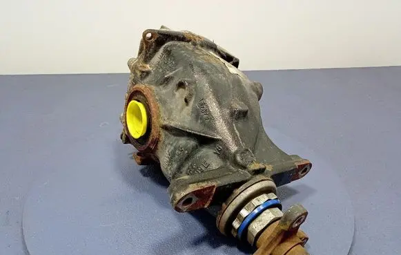 BMW 7 F01 F02 F03 F04 Rear differential 7616971