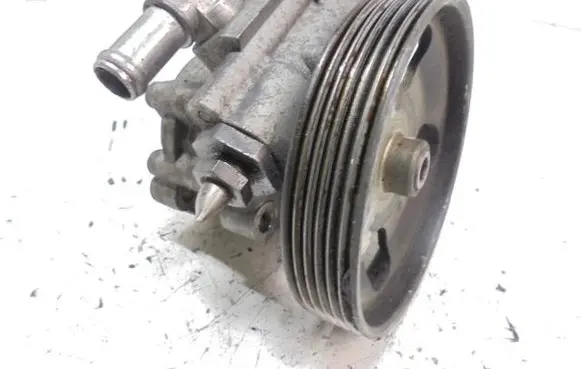 Citroen C5 Power steering pump 9636086680