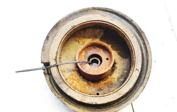 Hyundai Santa Fe Coil spring mount 