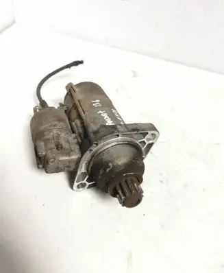 Volkswagen PASSAT B6 Starter motor 02M911023N TS18E3