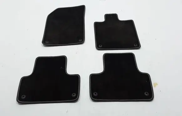 Volvo XC60 Car floor mat set 32216560