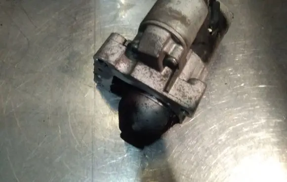 Peugeot 407 Starter motor 966352888001 M000T22471