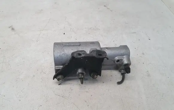 Toyota Prius (XW30) Master brake cylinder 4727047030