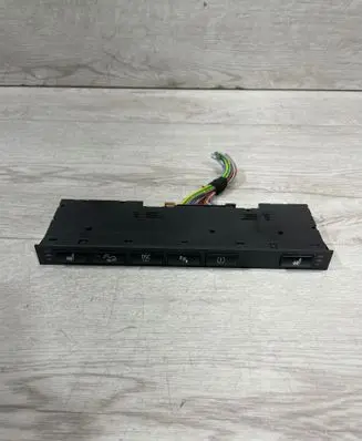 BMW X3 E83 Seat heating switch 3415619 61313415619 03742512