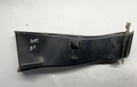 BMW 2 F45 Air intake duct part 7468503 51747468503
