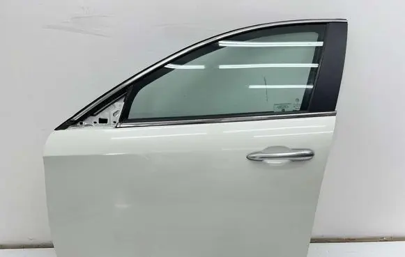 Alfa Romeo Giulietta Front door MMAUTKO16600