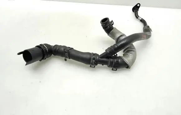 Volkswagen Tiguan Engine coolant pipe/hose 5QF122073C 5Q0121087A 5Q0122291H