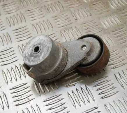 Chevrolet Cruze Generator/alternator belt tensioner