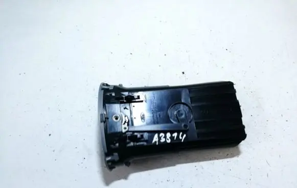 Ford Focus Dash center air vent grill 4m51a014l21a 4m51a014l21d