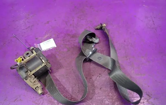 Peugeot Boxer Front seatbelt