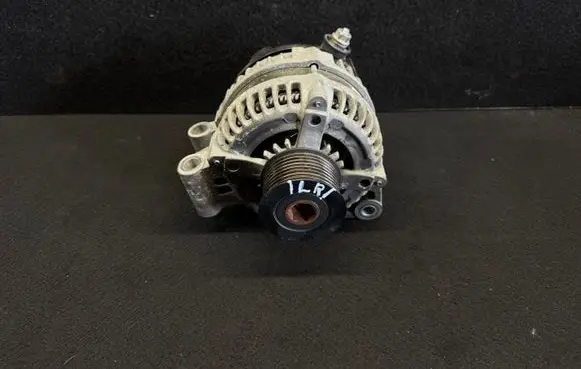 Land Rover Discovery 3 - LR3 Generator/alternator DAN987 0210800130 021080