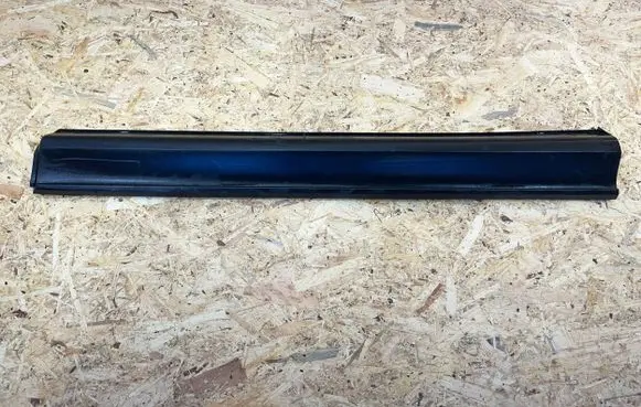 Mazda CX-5 II Front door trim (molding) KB7W-51RA1 S2501M317