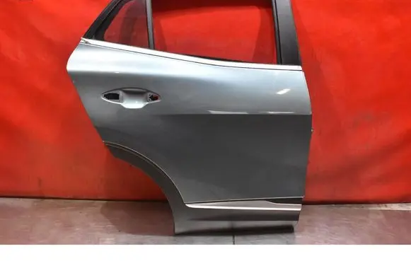 KIA Sportage Rear door 