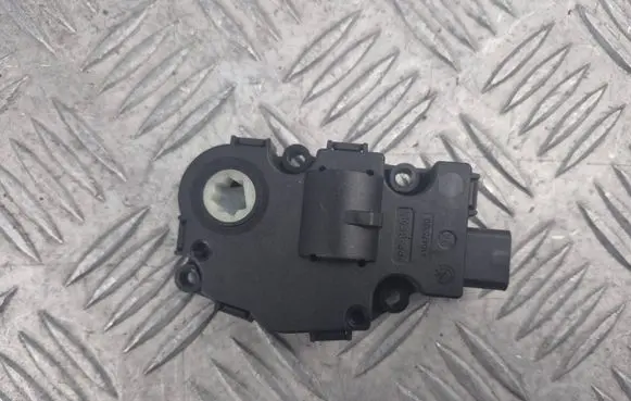 BMW 3 E90 E91 Air flap motor/actuator EFB331 05122006 929888G