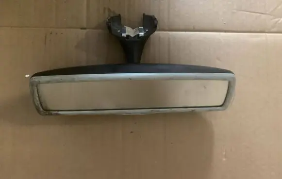 Volkswagen PASSAT B7 Rear view mirror (interior) 1K0857511