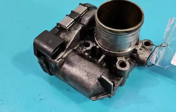 Opel Vivaro Throttle body valve 8200330810 IMPRK1596777