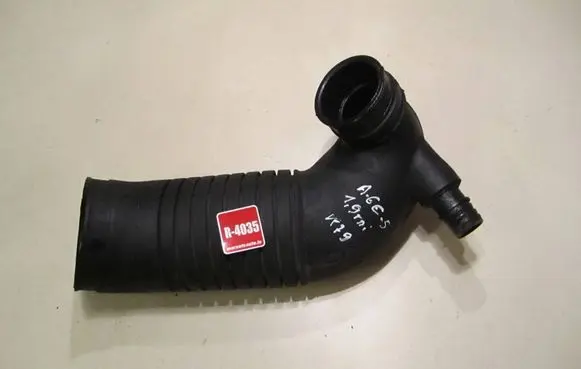 Audi A6 S6 C5 4B Air intake hose/pipe 8D0129615K