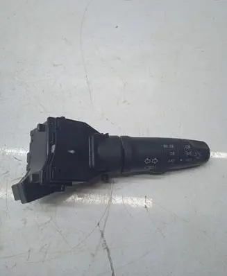 Nissan Almera Tino Indicator stalk 25540