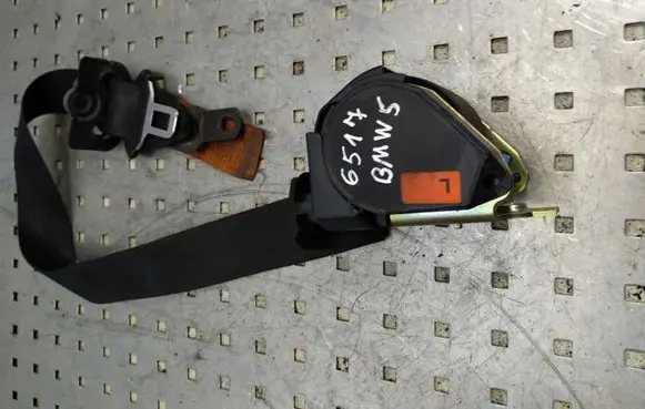 BMW 5 E39 Front seatbelt 566172701