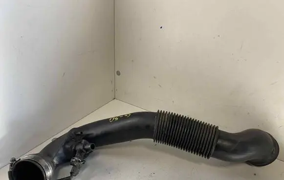 Intercooler hose/pipe