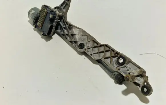 Front wiper linkage and motor