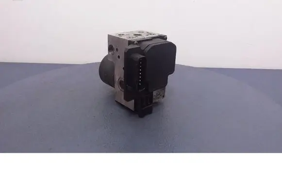 Audi A6 Allroad C5 ABS Pump 8E0614111T