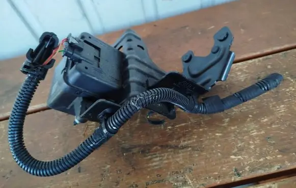 Peugeot 3008 II Alarm system siren 9842402580