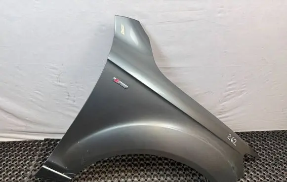 Audi Q7 4L Fender