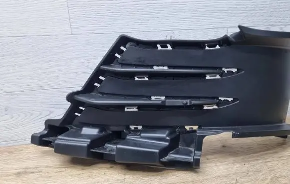 Cupra Born Front bumper lower grill 10E807883B