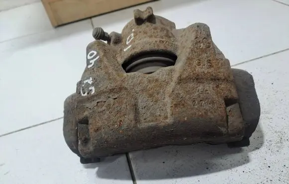 Dacia Dokker Front brake caliper Nocode