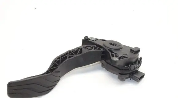 Nissan Qashqai Accelerator throttle pedal 180024BG0B