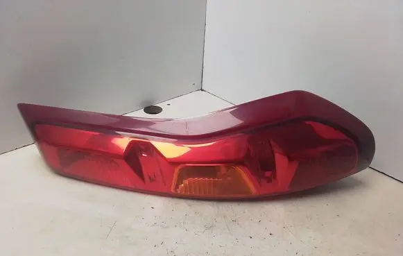 Nissan X-Trail T31 Rear/tail lights 22063929