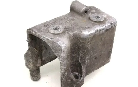 Mercedes-Benz Vito Viano W639 EGR valve cooler bracket A6461420042