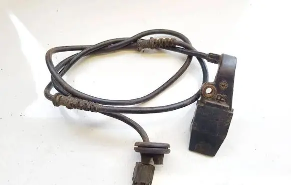Mercedes-Benz C W202 ABS brake wheel speed sensor 0255458128