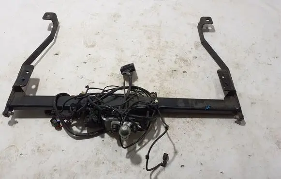 Renault Trafic III (X82) Tow bar set 511607315R