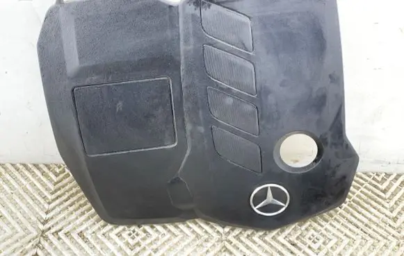 Engine cover (trim)