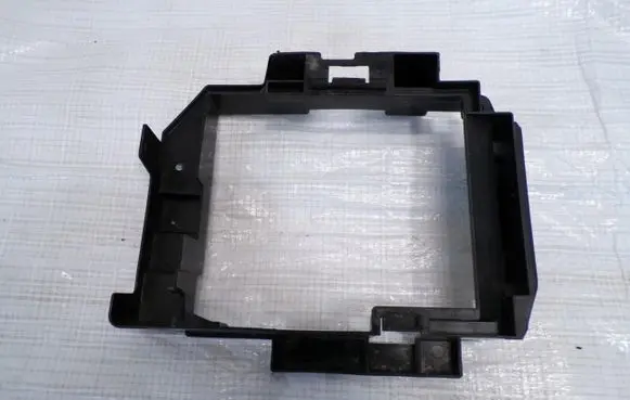 Opel Meriva B Engine control unit holder 13397382