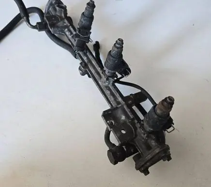 Mercedes-Benz E W211 Fuel main line pipe R1110781045