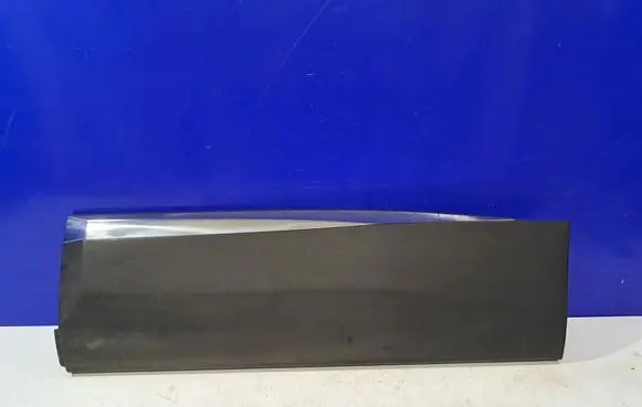 Peugeot 5008 II Rear door trim (molding) 9814134277