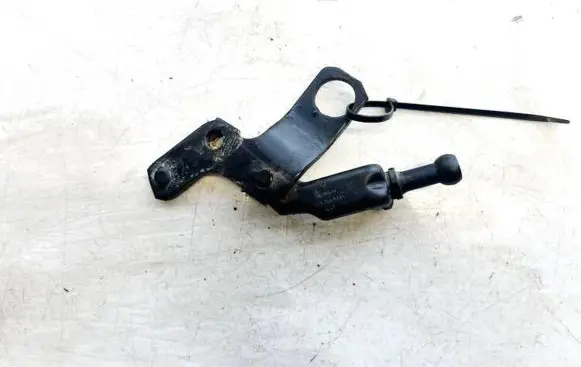 Volkswagen Polo Engine mounting bracket 038103941a